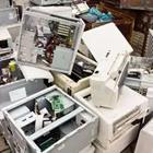 Un montón de ordenadores rotos