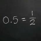 Un problema de matemáticas en una pizarra negro